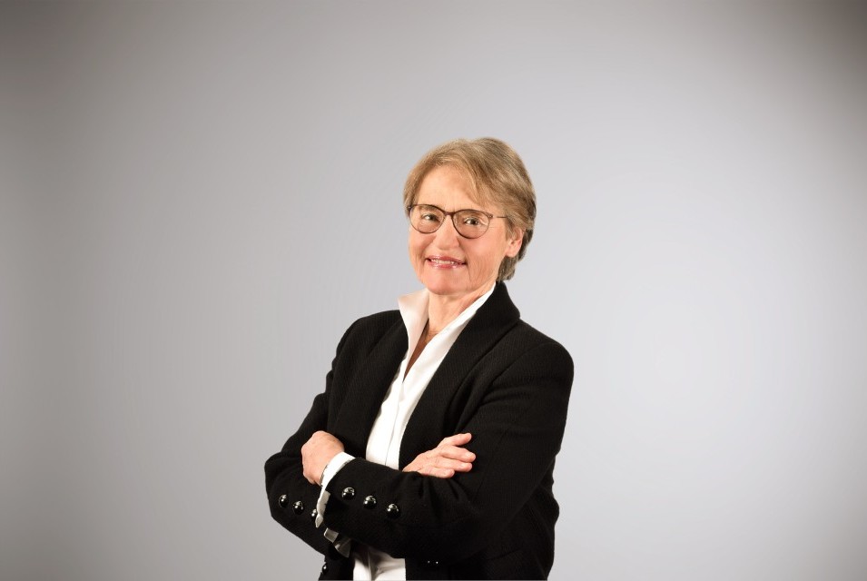 Portrait Andrea Scheidtweiler Porträt Bild Andrea Scheidtweiler-Geschäftsführerin